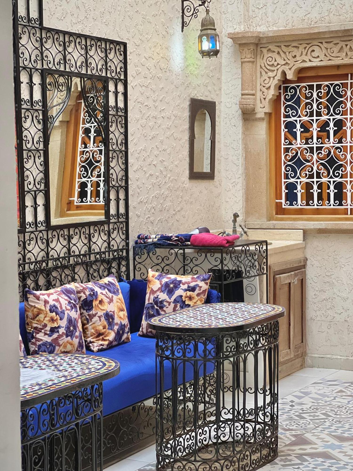 Riad Najiba Rabat Exteriör bild